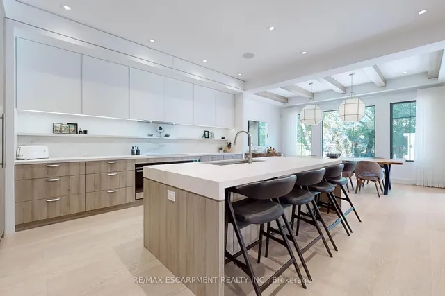 Additional image 10 of 977 Gorton Ave