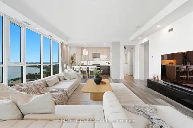 Additional image 7 of 2007 James St Unit 2002