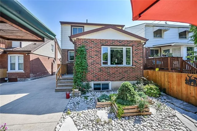 Additional image 49 of 274 Ottawa St