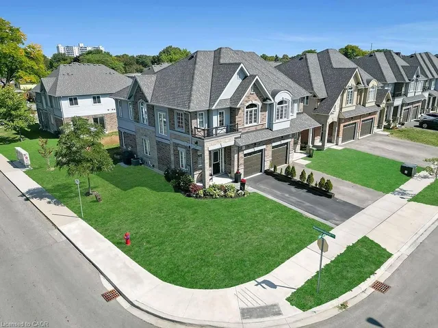 Additional image 3 of 3 Starling Dr