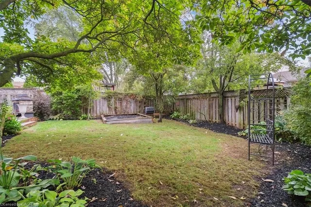 Additional image 37 of 493 Donegal Dr