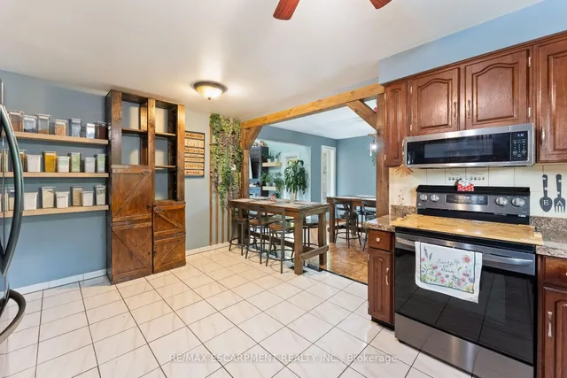 Additional image 11 of 425 Greenhill Ave