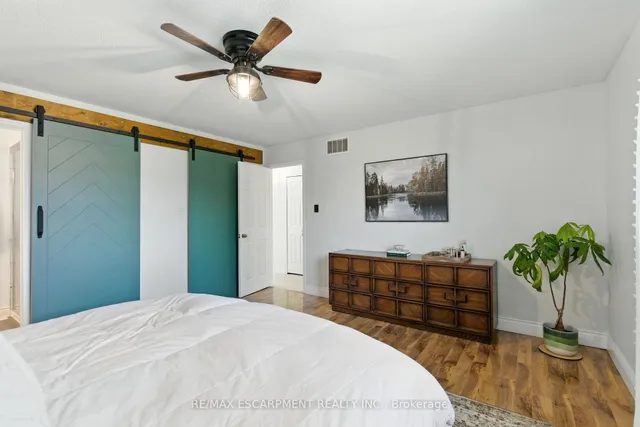 Additional image 28 of 10 Millpond Pl