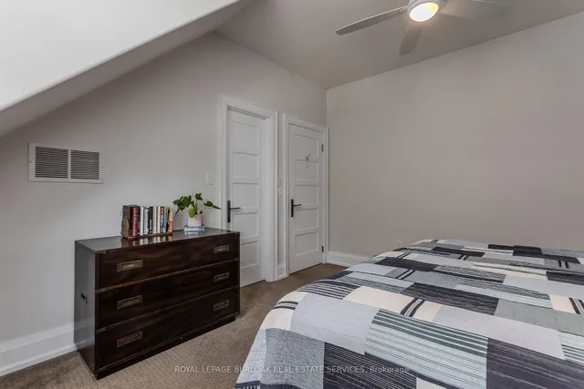 Additional image 37 of 694 Cedar Ave