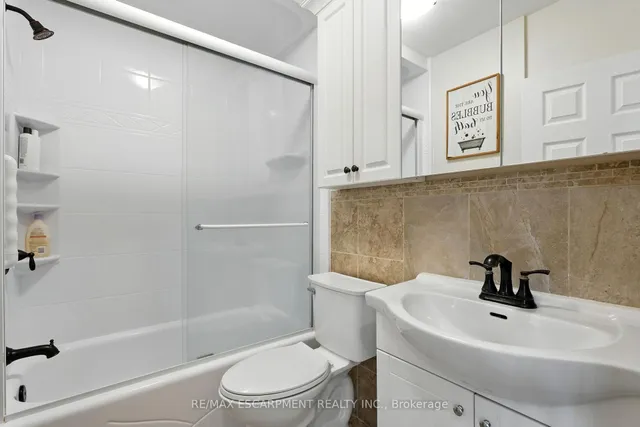 Additional image 17 of 293 Regional Rd 20