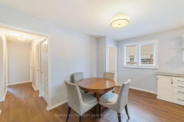 Additional image 9 of 111 BOSTON Cres