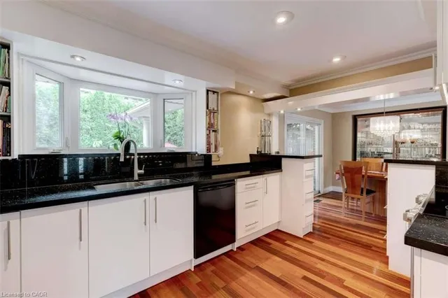 Additional image 10 of 193 Pine Cove Rd