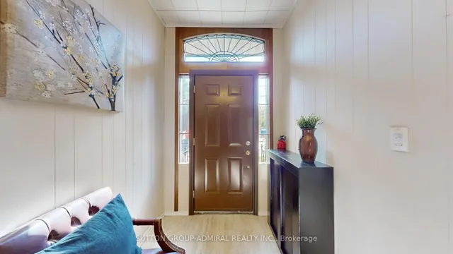 Additional image 6 of 164 WENTWORTH St