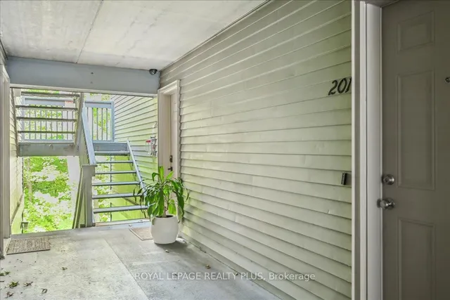 Additional image 4 of 2030 Cleaver Ave Unit 201