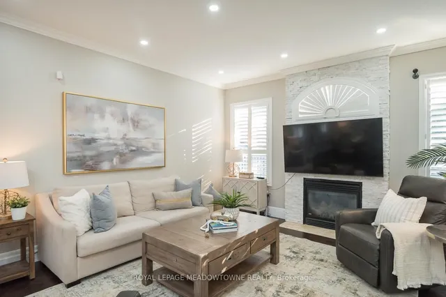 Additional image 40 of 371 Alexander Cres