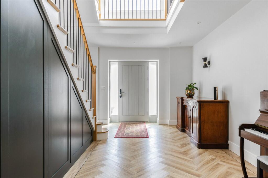 Additional image 3 of Reynards Road, Welwyn, Hertfordshire, AL6