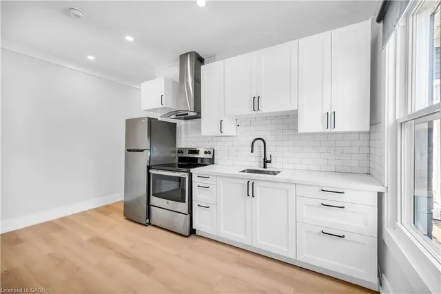 Additional image 19 of 262 Robert St