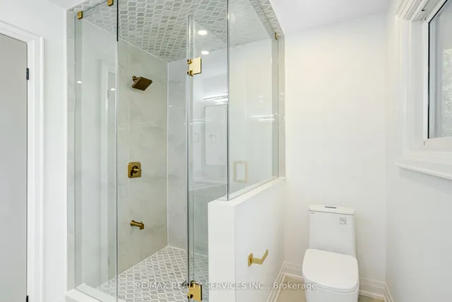 Additional image 25 of 5133 Cherryhill Cres