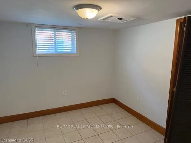 Additional image 20 of 77 Emerson St