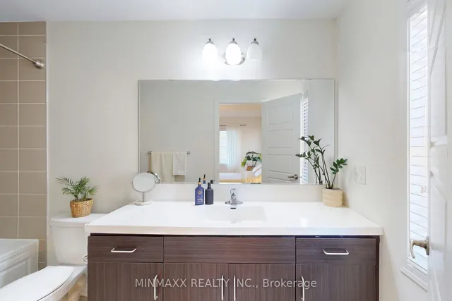 Additional image 28 of 257 Hinton Terr