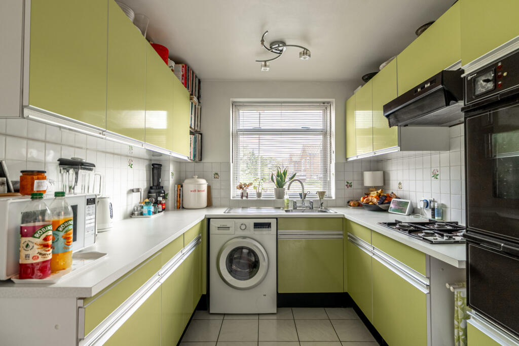 Additional image 5 of Garden Court, Wheathampstead, St. Albans, Hertfordshire, AL4