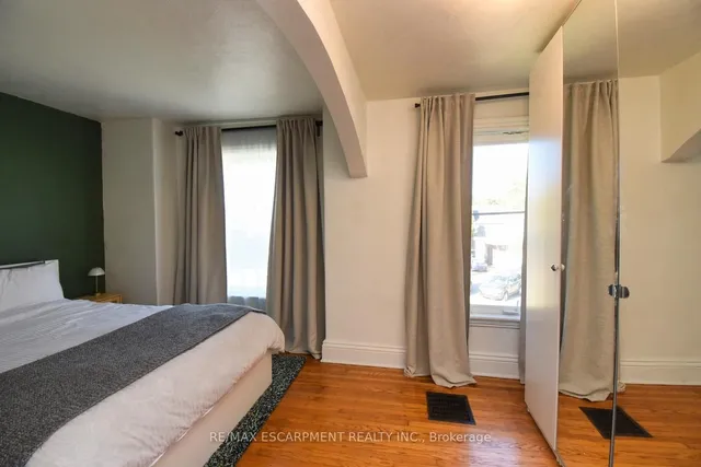 Additional image 28 of 150 Victoria Ave