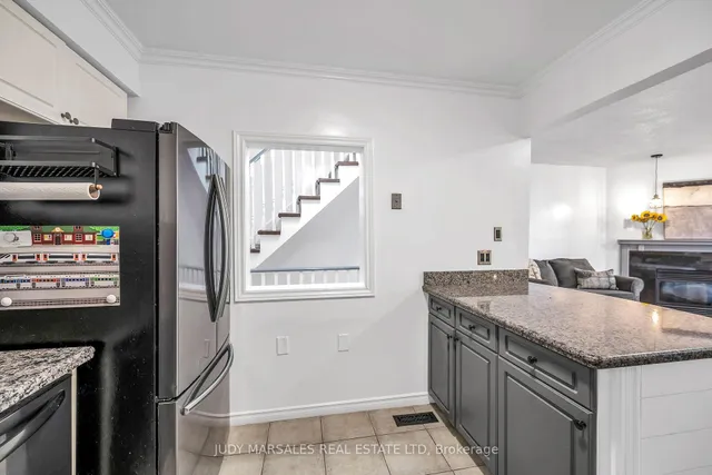 Additional image 18 of 26 Moss Blvd Unit 19