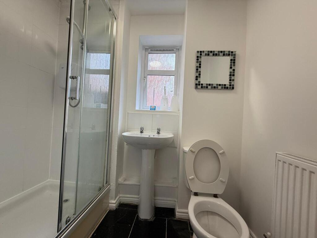 Additional image 6 of Haunch Close