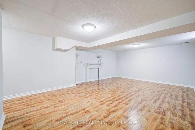 Additional image 24 of 79 Lorenzo Dr