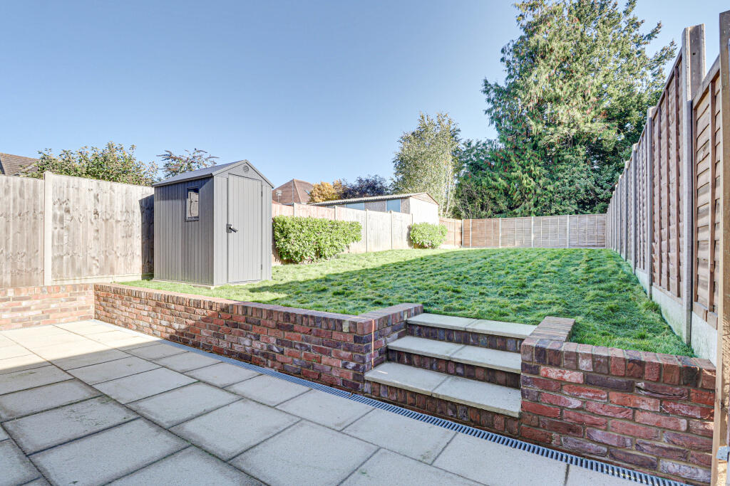 Additional image 15 of Grove Road, Harpenden, Hertfordshire, AL5