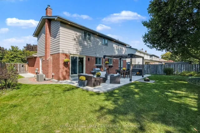 Additional image 38 of 820 Hemlock Dr