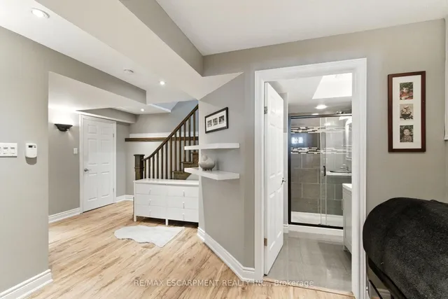 Additional image 38 of 36 Pinecreek Rd