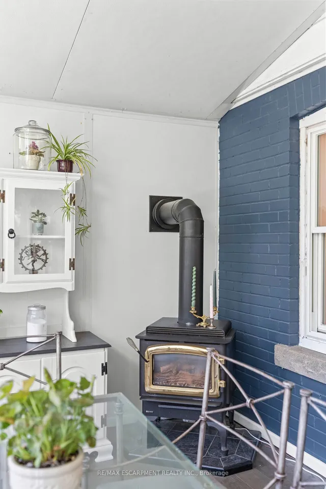 Additional image 23 of 48 Franklin Ave