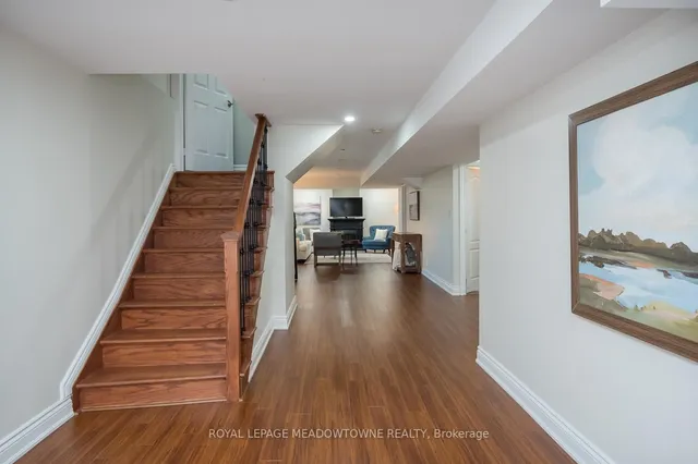 Additional image 24 of 371 Alexander Cres