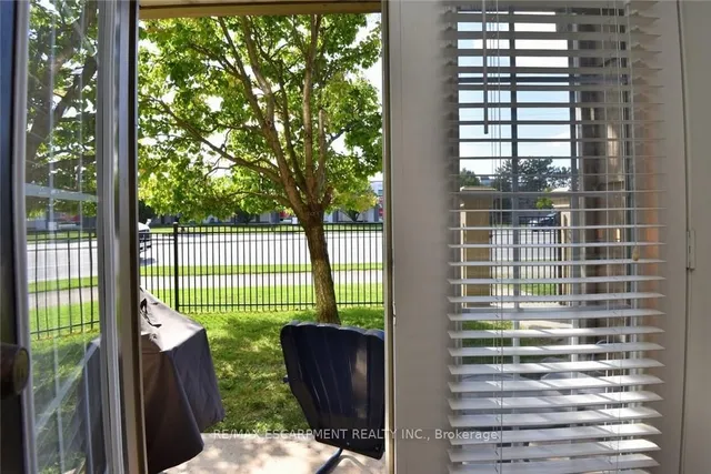 Additional image 8 of 2035 Appleby Line Unit 103