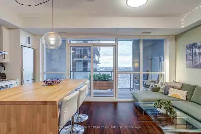 Additional image 9 of 2087 Fairview St Unit 1002