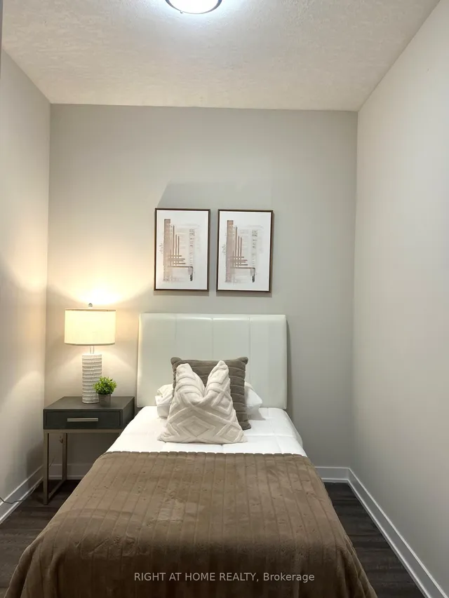 Additional image 21 of 16 Markle Cres Unit 214