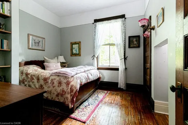 Additional image 20 of 55 Cayley St