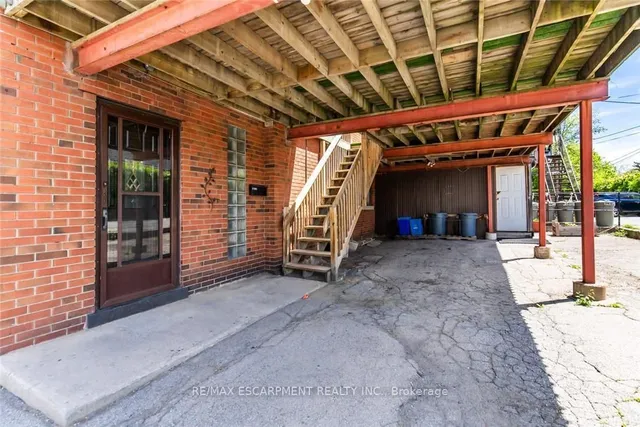 Additional image 15 of 2340 KING St