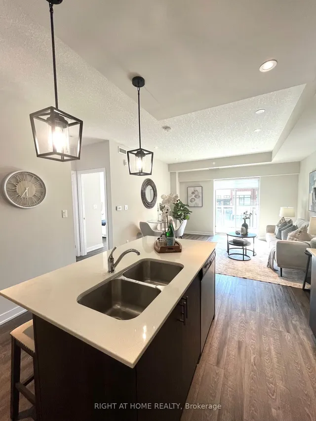 Additional image 9 of 16 Markle Cres Unit 214