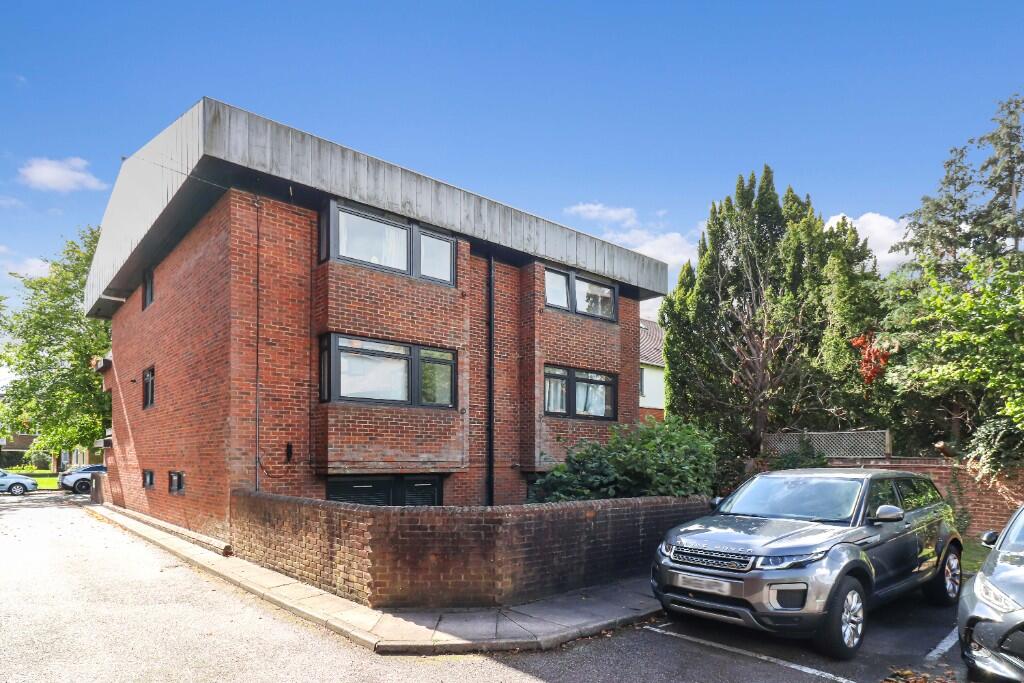 Additional image 18 of Carlisle Avenue, St. Albans, Hertfordshire, AL3