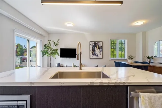 Additional image 13 of 60 Bobolink Rd