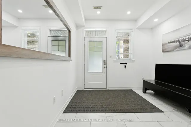 Additional image 5 of 337 Beach Blvd Unit 34