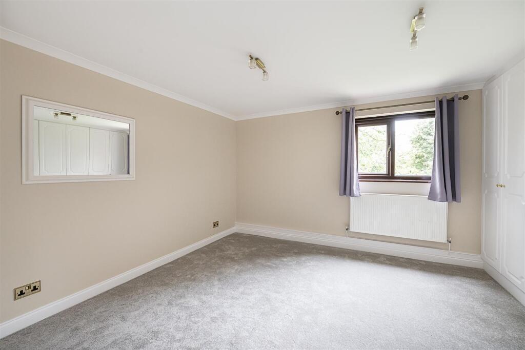 Additional image 5 of White Hedge Drive, St Albans