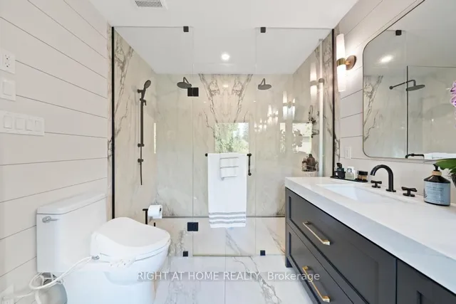 Additional image 33 of 166 Foxridge Dr