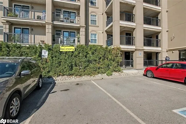 Additional image 19 of 1380 Main St Unit 204