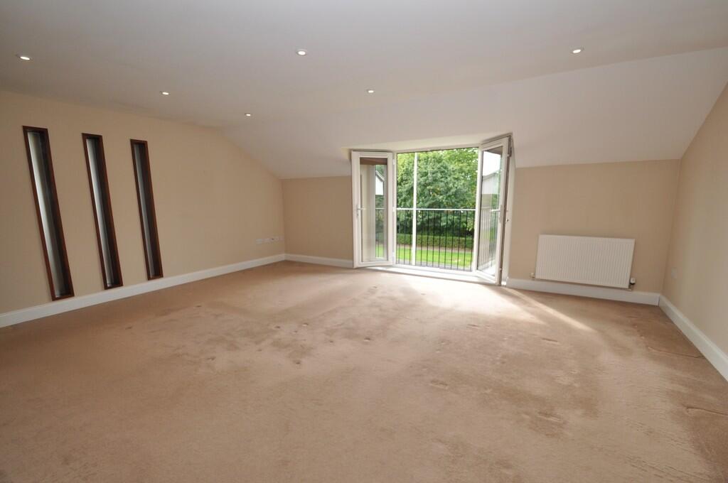 Additional image 3 of Moors Walk, Welwyn Garden City