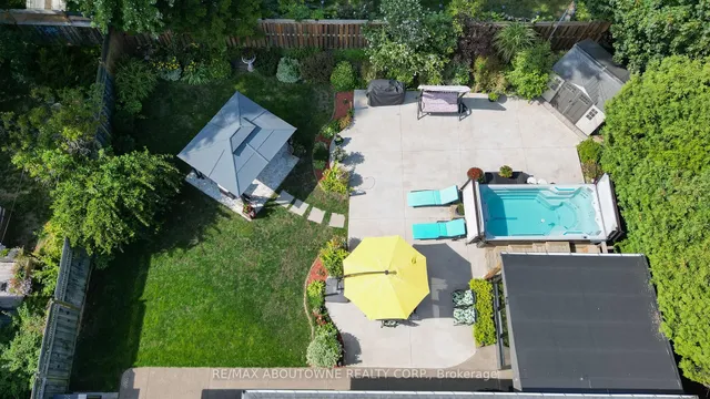 Additional image 4 of 2105 Maplewood Dr