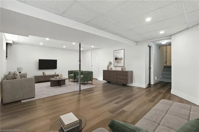 Additional image 29 of 293 #20 Regional Rd