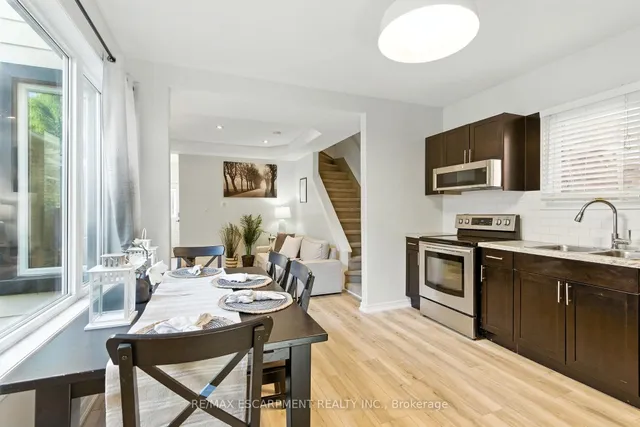 Additional image 14 of 78 OAK Ave