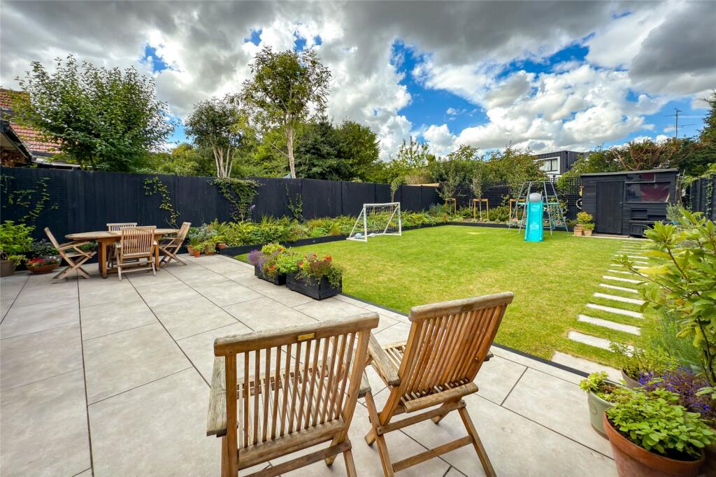 Additional image 13 of Park Hill, Harpenden, Hertfordshire, AL5