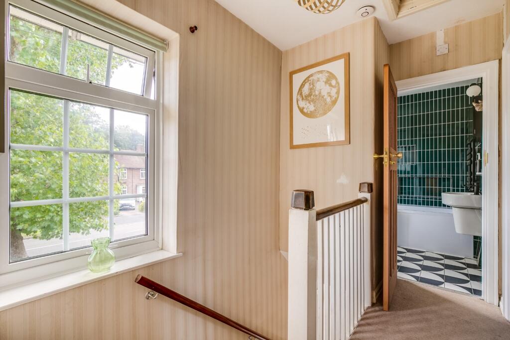 Additional image 13 of Valley Road, Welwyn Garden City, Hertfordshire, AL8 7DP