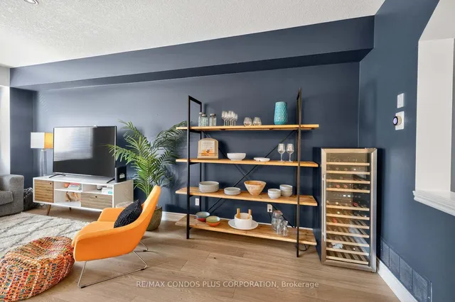 Additional image 14 of 1491 Plains Rd Unit 4