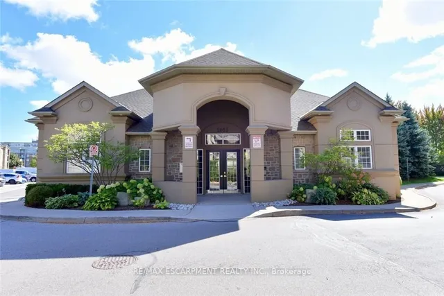 Additional image 34 of 2035 Appleby Line Unit 103