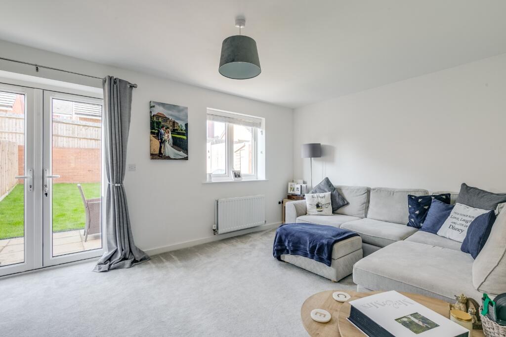 Additional image 5 of Claves Crescent, Welwyn Garden City, Hertfordshire, AL7 1WN